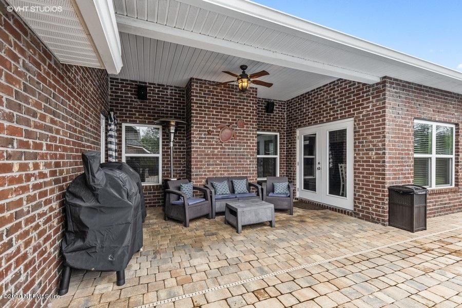 1604 Kilchurn Road Jacksonville, FL 32221 - Photo 31 of 38 Back Patio