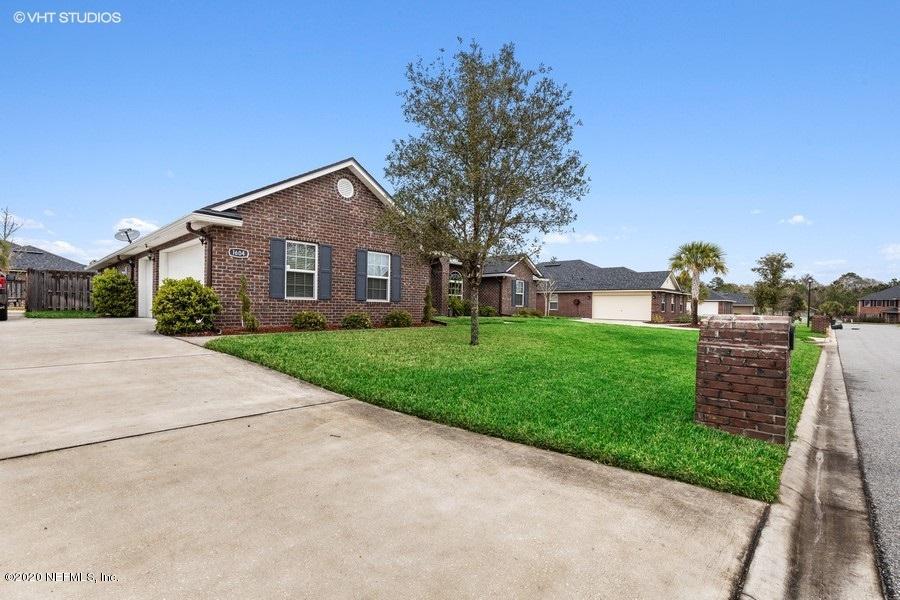 1604 Kilchurn Road Jacksonville, FL 32221 - Photo 38 of 38 Oversized driveway