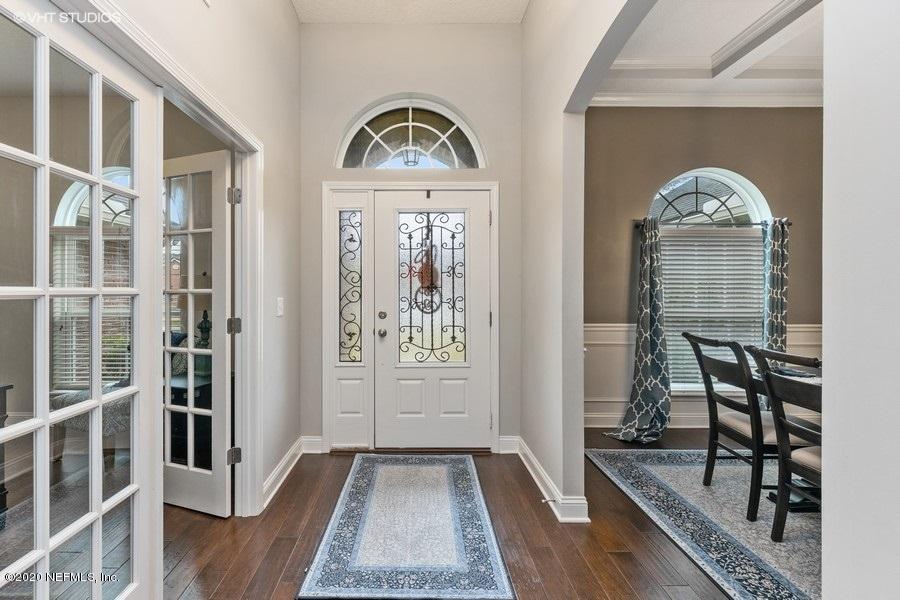 1604 Kilchurn Road Jacksonville, FL 32221 - Photo 5 of 38 Foyer