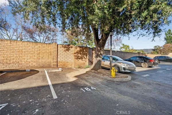 $3,450 | 2381 Archwood Lane, Unit 184, Simi Valley, CA 93063