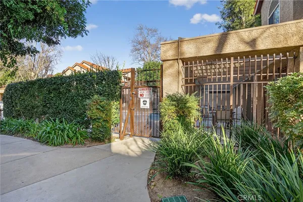 $3,450 | 2381 Archwood Lane, Unit 184, Simi Valley, CA 93063