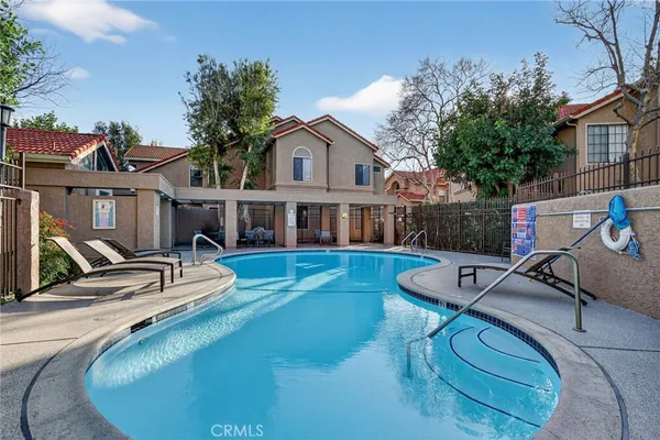 $3,450 | 2381 Archwood Lane, Unit 184, Simi Valley, CA 93063