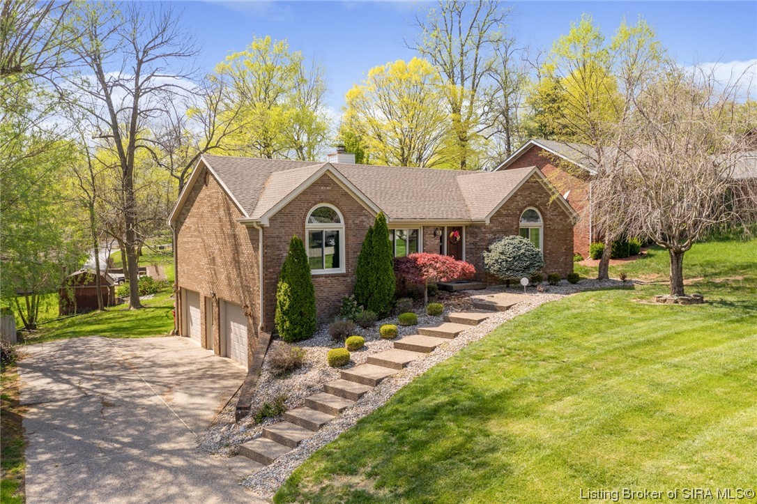 4613 Shady View Drive Floyds Knobs, IN 47119 - Photo 1 of 57