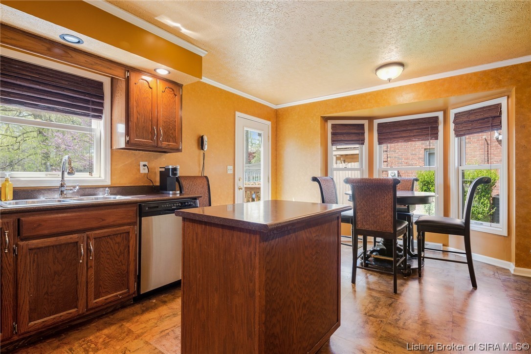 4613 Shady View Drive Floyds Knobs, IN 47119 - Photo 34 of 57