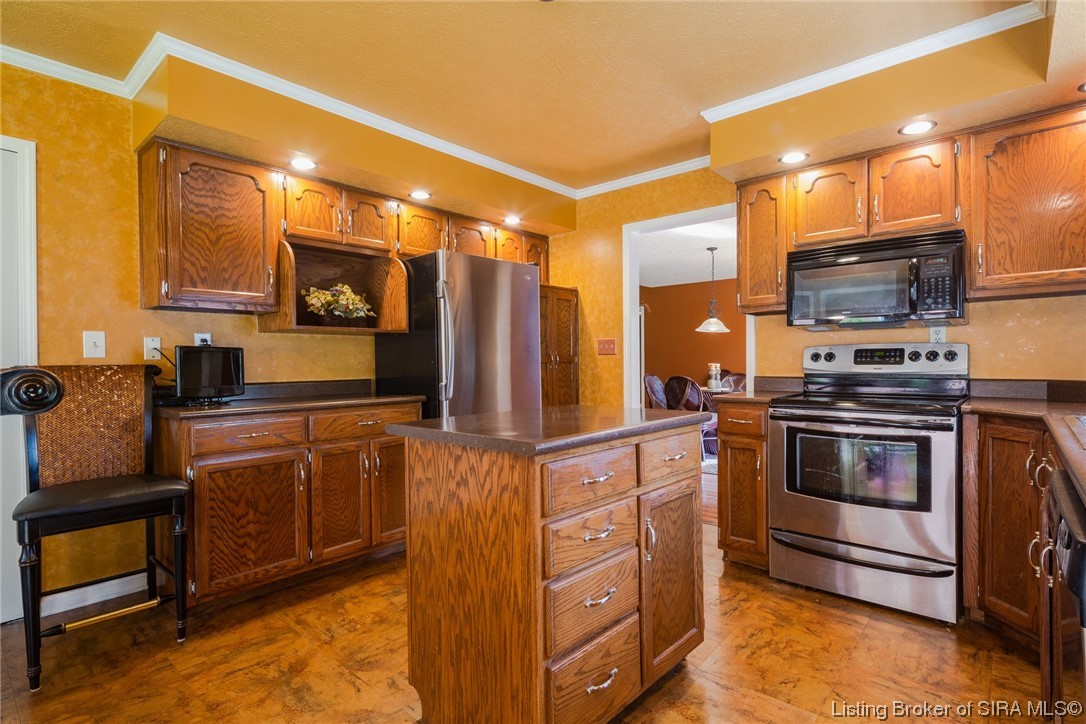 4613 Shady View Drive Floyds Knobs, IN 47119 - Photo 35 of 57