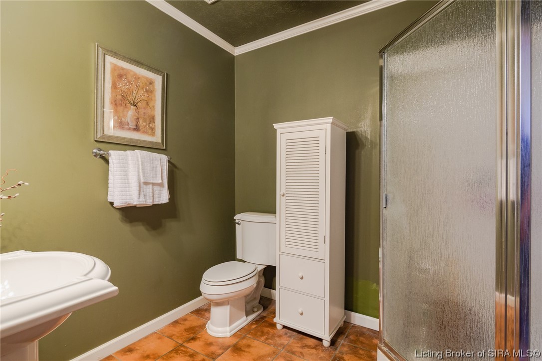 4613 Shady View Drive Floyds Knobs, IN 47119 - Photo 41 of 57