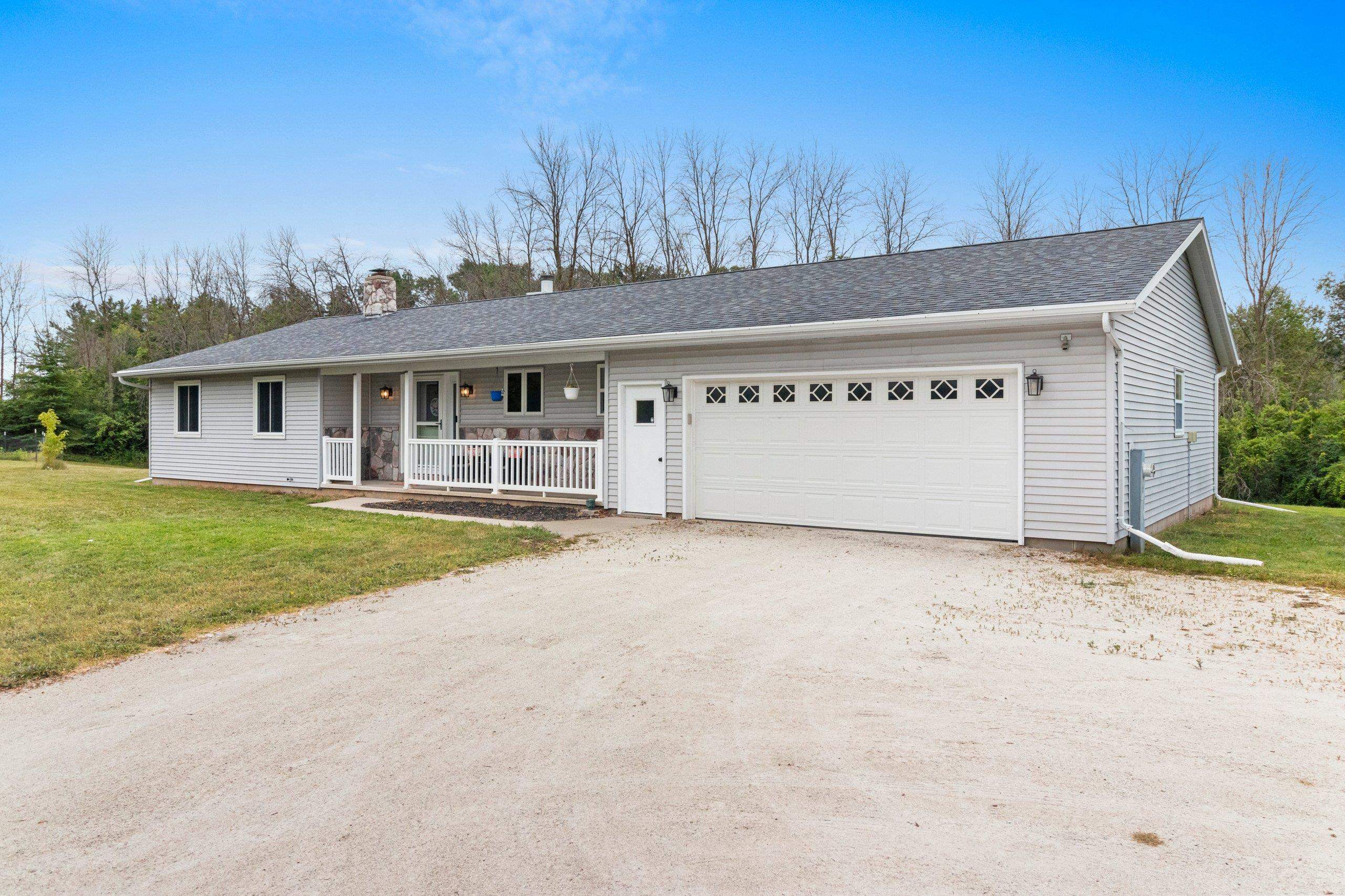 1880 County Road South Reedsville, WI 54230 - Photo 3 of 73 Gallery Image 3