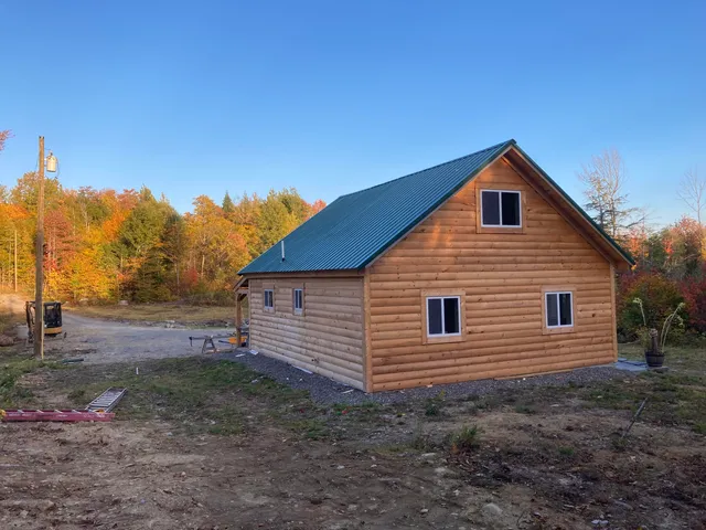 $239,000 | 18 Amy Way, Milo, ME 04463