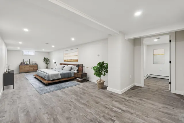 $399,000 | 1 Pine Lane, Raymond, ME 04071