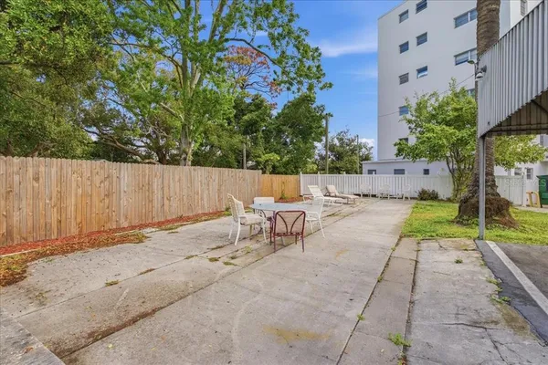 $149,900 | 200 North Betty Lane, Unit 1C, Clearwater, FL 33755