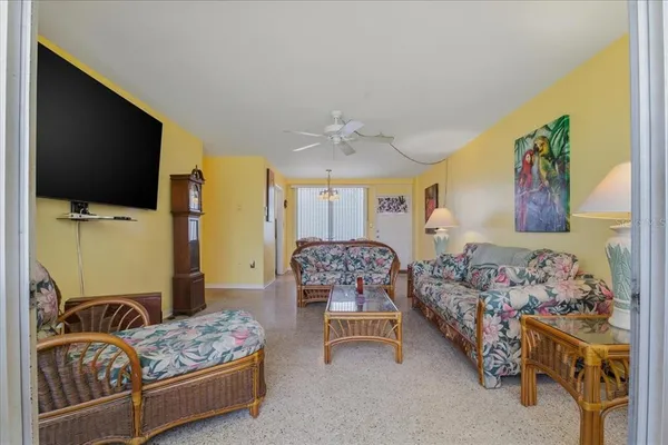 $149,900 | 200 North Betty Lane, Unit 1C, Clearwater, FL 33755