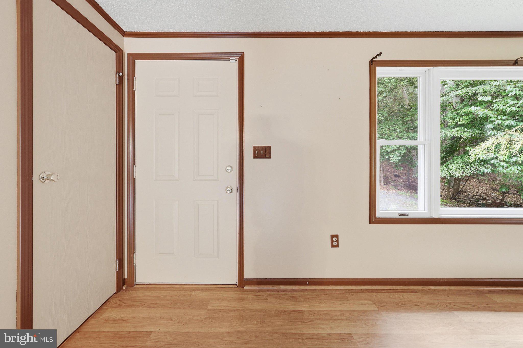 1335 Brown Road Knoxville, MD 21758 - Photo 2 of 68 Entry