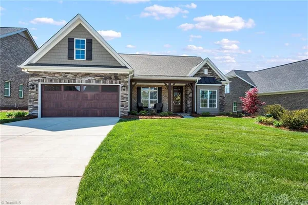 $549,900 | 140 Castle Pond Drive, Winston-Salem, NC 27107