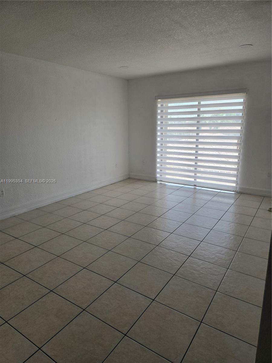 8425 Northwest 8th Street, Unit 409 Miami, FL 33126 - Photo 2 of 13