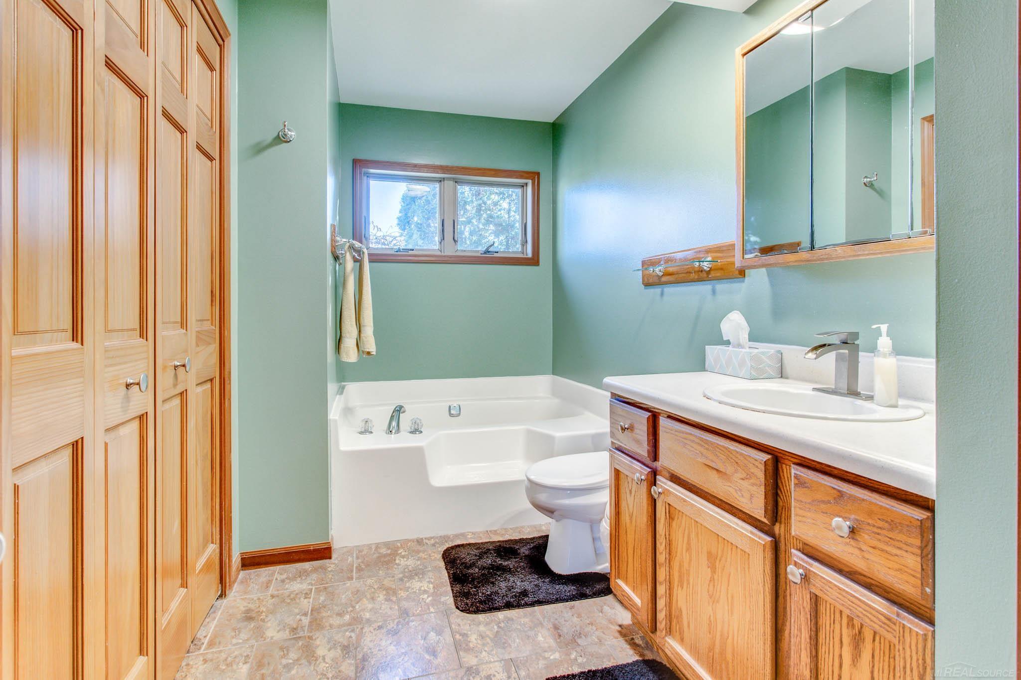 5865 McIntyre Road North Street, MI 48049 - Photo 25 of 61 50095750-24.JPG