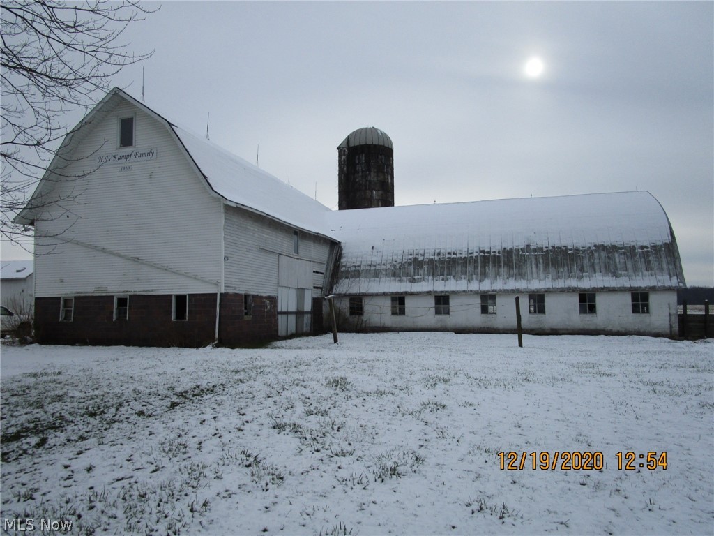 2556 Highway 6 Rome, OH 44085 - Photo 29 of 35