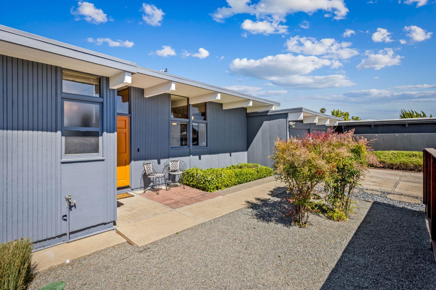 653 Edna Way San Mateo, CA 94402 - Photo 5 of 41 a view of a porch