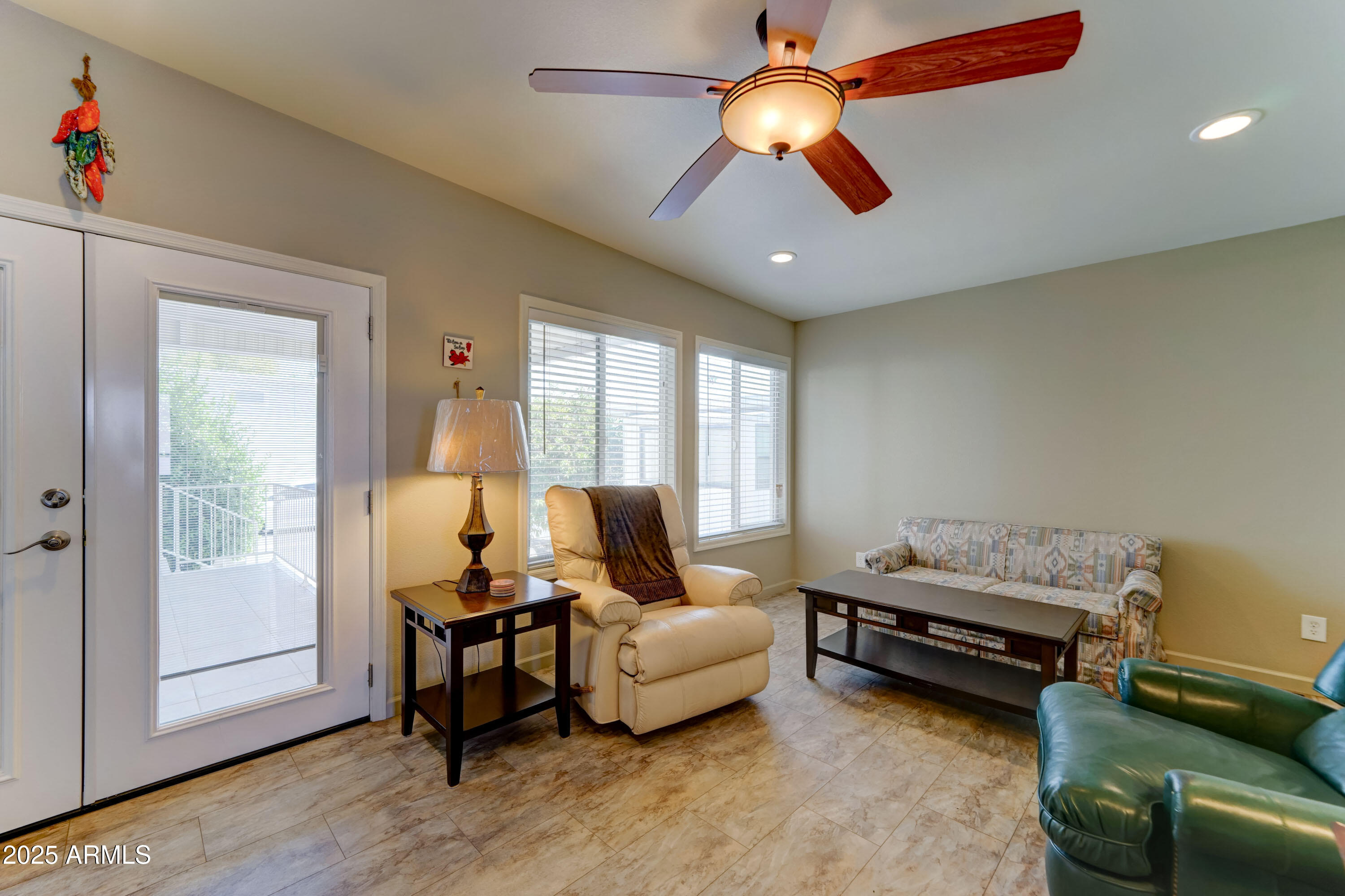 111 South Greenfield Road, Unit 166 Mesa, AZ 85206 - Photo 17 of 28 lots of natural light in AZ room