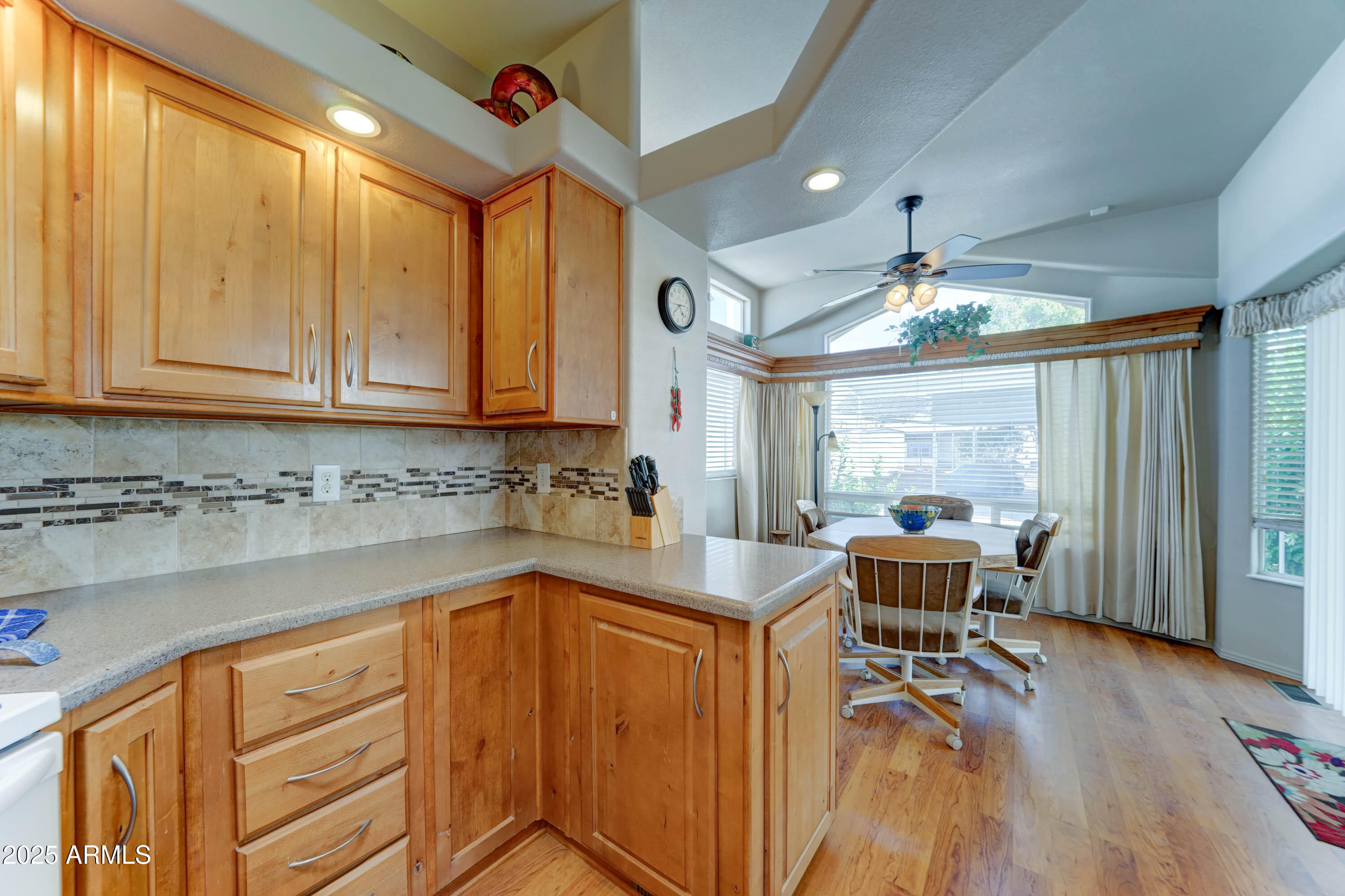 111 South Greenfield Road, Unit 166 Mesa, AZ 85206 - Photo 9 of 28 look at all the counter space