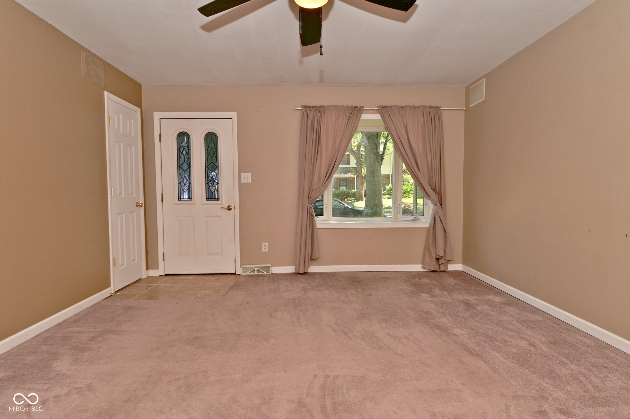 7624 Miracle Road Indianapolis, IN 46237 - Photo 6 of 50 Gallery Image 6
