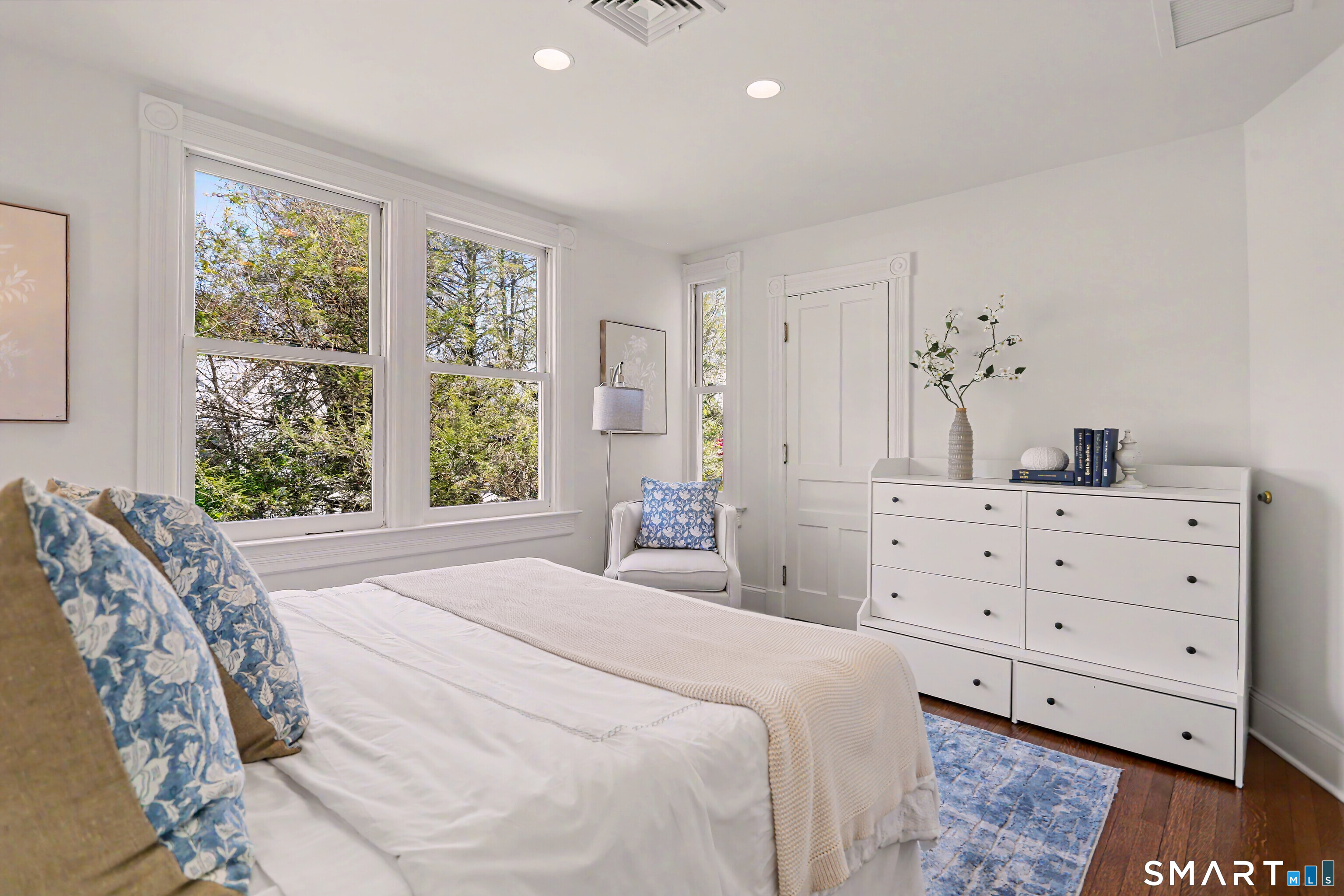 462 Riverside Avenue Westport, CT 06880 - Photo 22 of 36