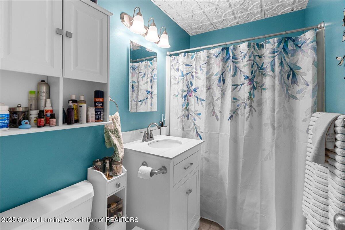 5928 Rolfe Road Lansing, MI 48911 - Photo 16 of 30 24-Media Jett - 16