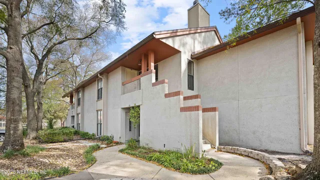 $168,000 | 1004 Wood Hill Place, Unit 1004, Jacksonville, FL 32256