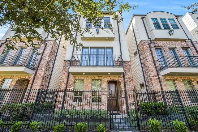 $3,300 | 1618 Rosewood Street, Houston, TX 77004