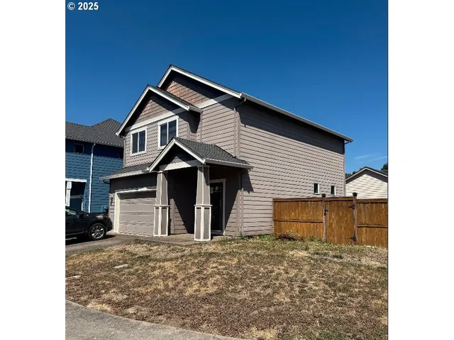 $389,900 | 601 ST Charles Street, Eugene, OR 97402
