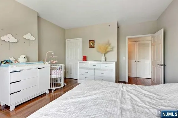 $2,900 | 3412 City Place, Edgewater, NJ 07020