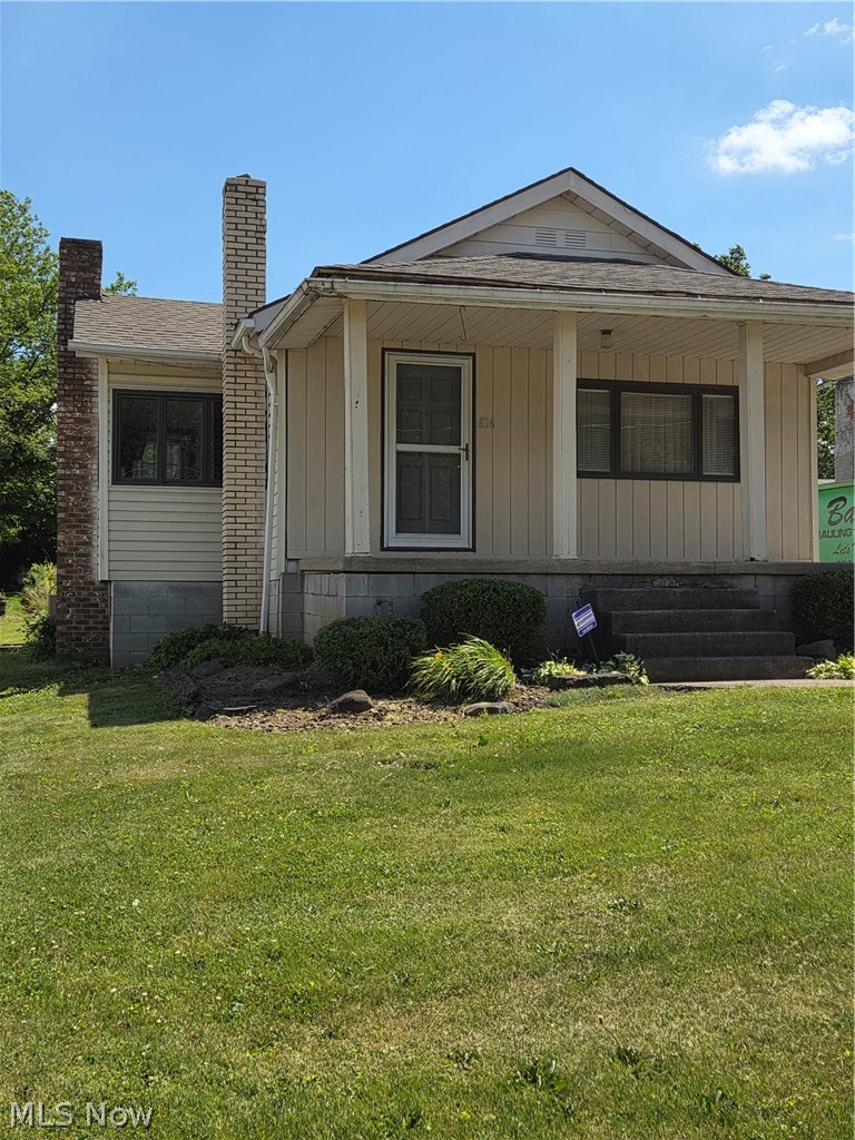 636 Lincoln Street Struthers, OH 44471 - Photo 2 of 26