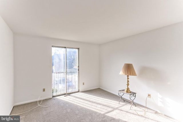 $275,000 | 19 West Close, Moorestown, NJ 08057