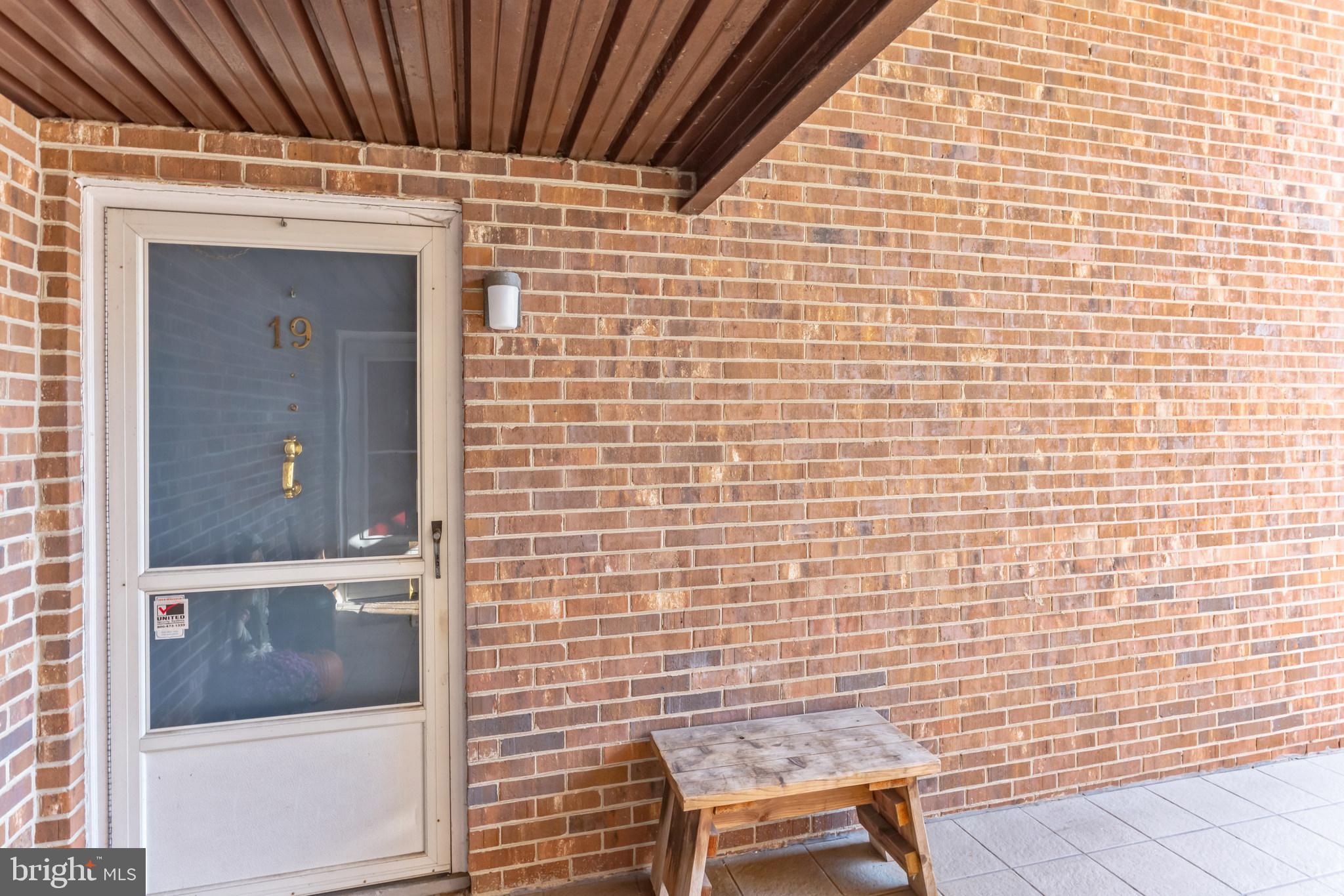 19 West Close Moorestown, NJ 08057 - Photo 4 of 22