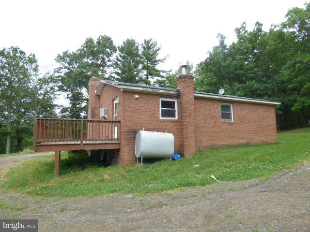 6115 Sensel Road Hancock, MD 21750 - Photo 3 of 9 Exterior (Rear)