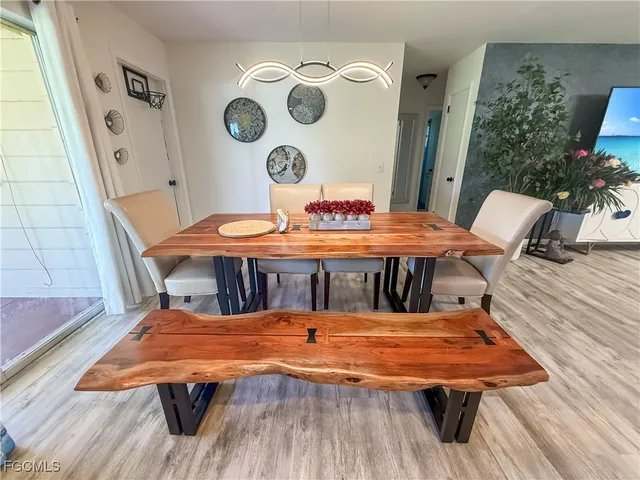 $349,000 | 2355 Ivy Avenue, Fort Myers, FL 33907