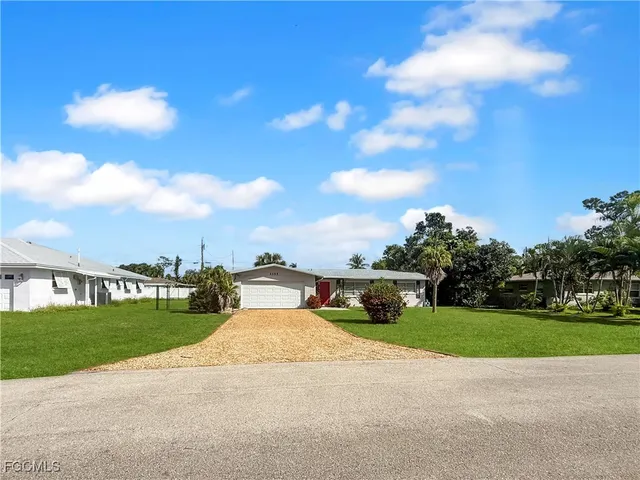 $349,000 | 2355 Ivy Avenue, Fort Myers, FL 33907