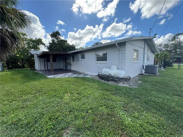 $349,000 | 2355 Ivy Avenue, Fort Myers, FL 33907