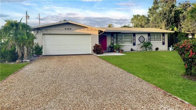 $349,000 | 2355 Ivy Avenue, Fort Myers, FL 33907