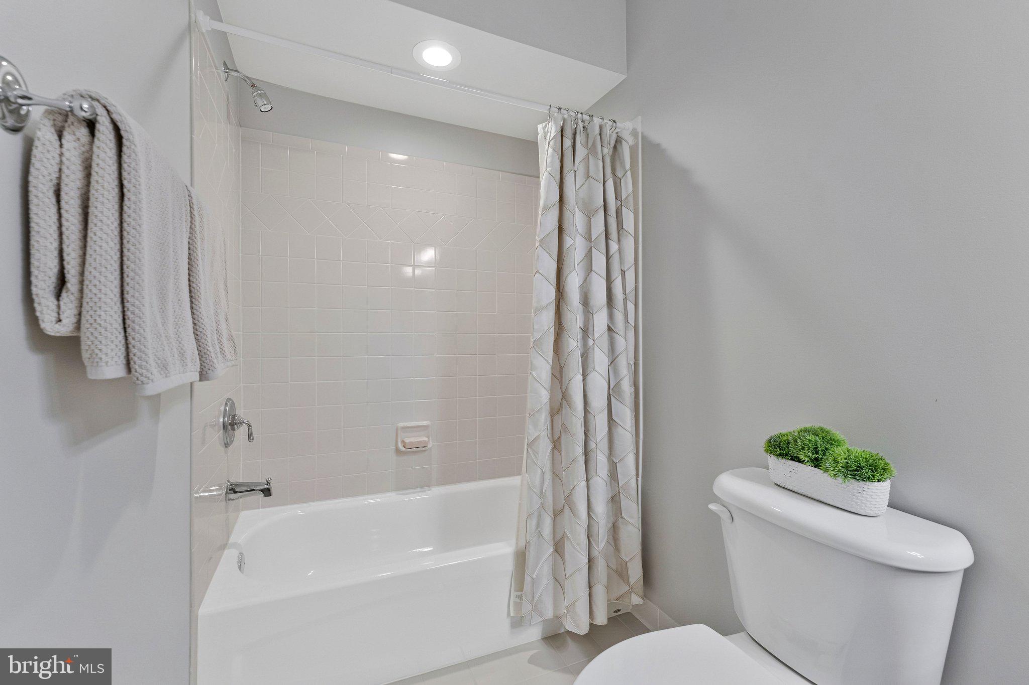 9183 Topaz Street Fairfax, VA 22031 - Photo 58 of 67