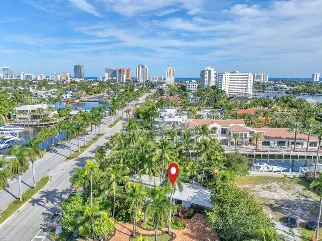 a view of a fountain with a yard