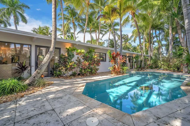 $3,499,000 | 302 Coral Way, Fort Lauderdale, FL 33301