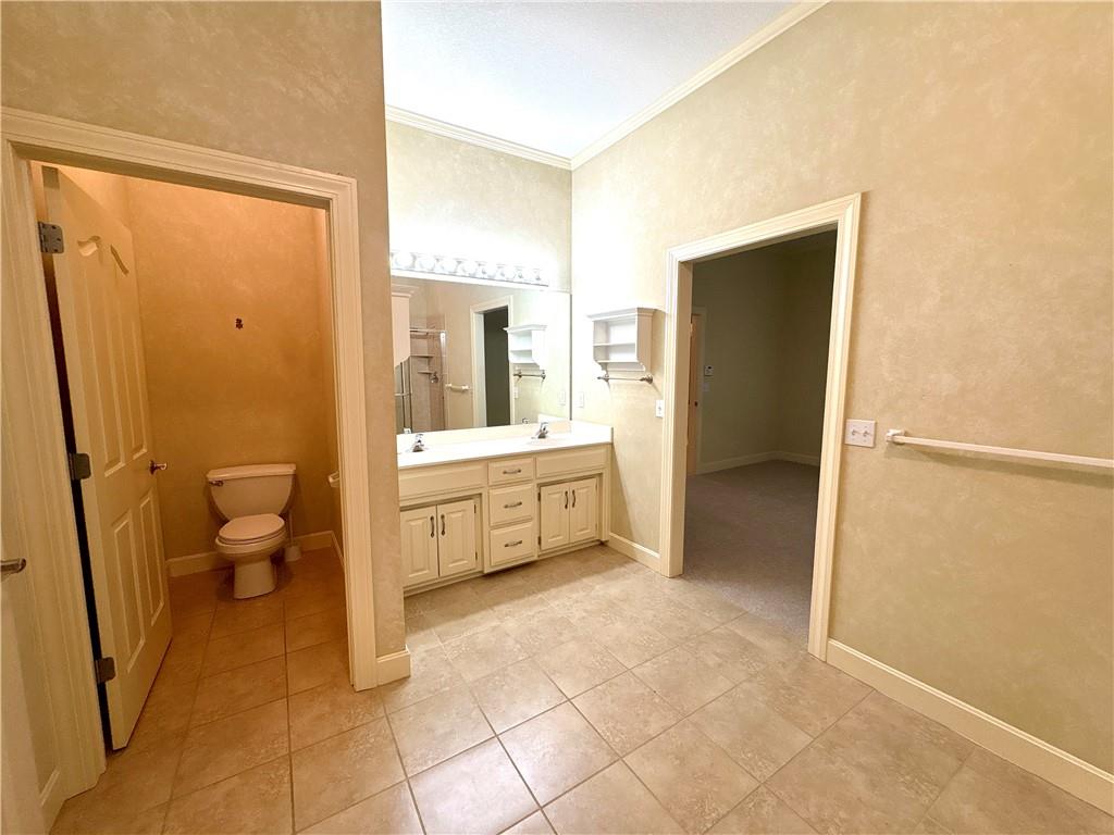 2409 Southwest Lilly Drive Lee's Summit, MO 64081 - Photo 12 of 21