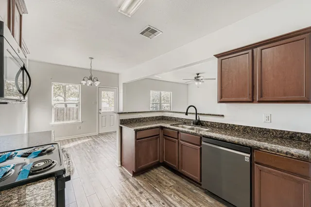 $2,300 | 4931 Monarch Falls Lane, Richmond, TX 77469