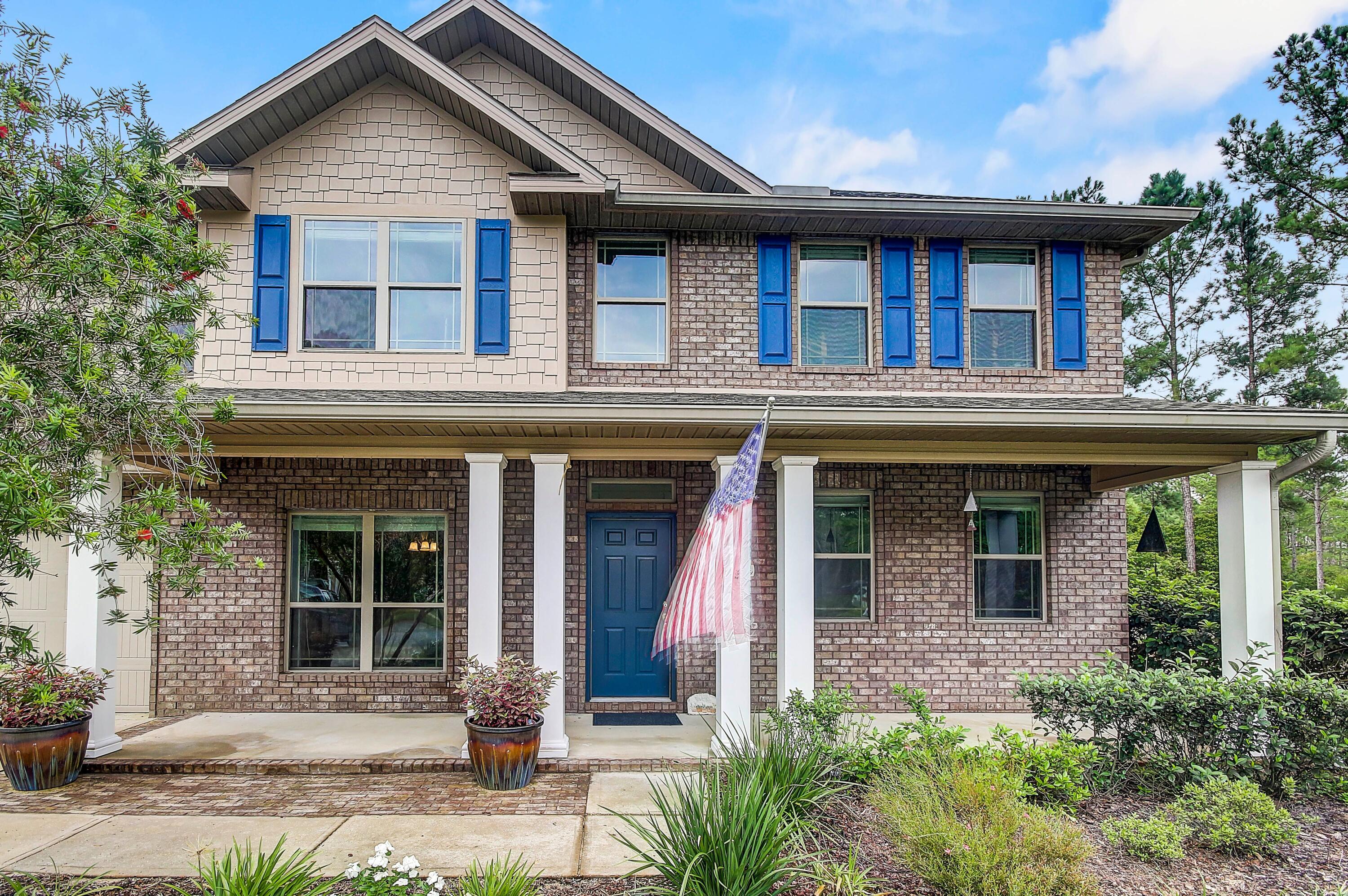 28 Haven Way Freeport, FL 32439 - Photo 43 of 50 a front view of a house with garden