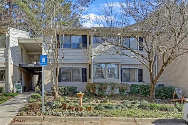 $194,500 | 1211 Wingate Way, Atlanta, GA 30350