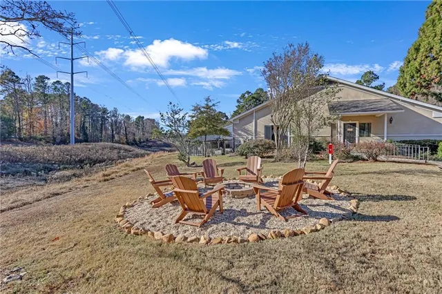 $194,500 | 1211 Wingate Way, Atlanta, GA 30350