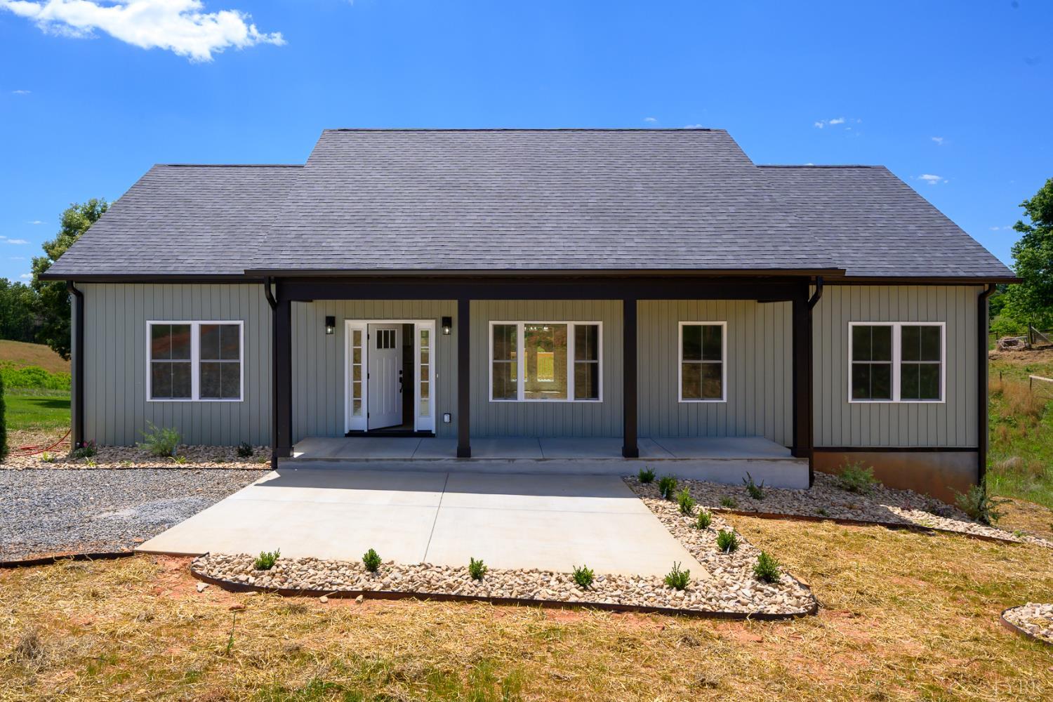 2249 Lipscomb Road Moneta, VA 24121 - Photo 1 of 60