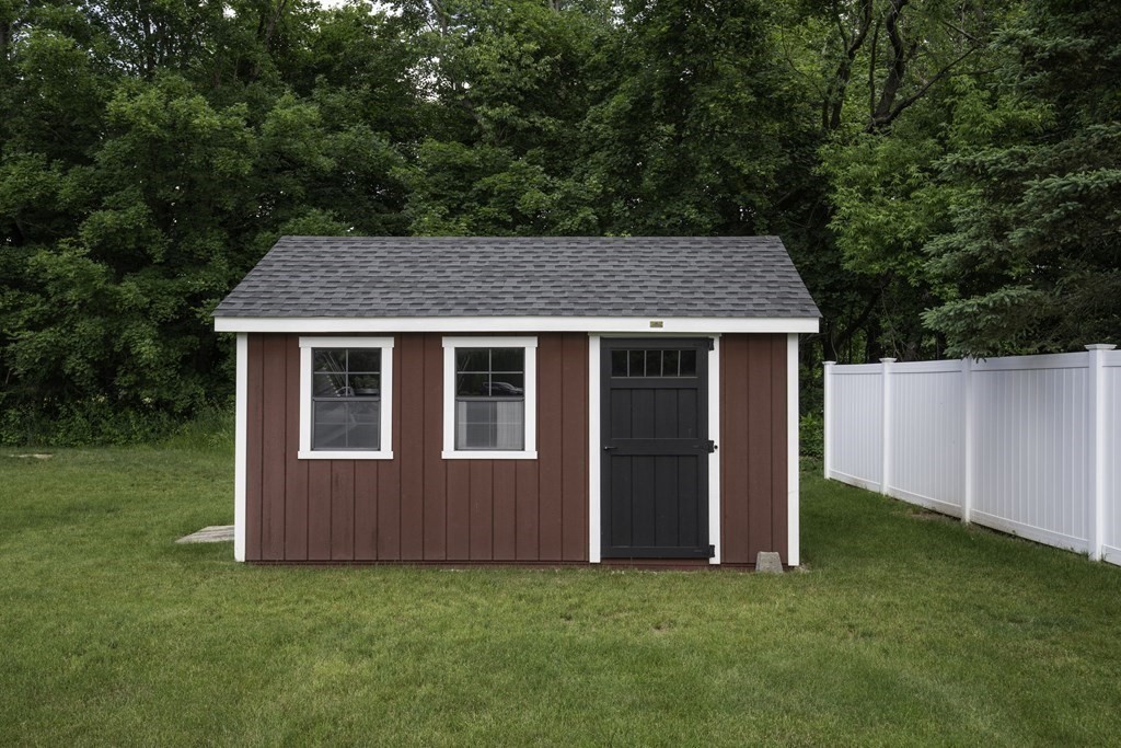 2 Chatham Way South Hadley, MA 01075 - Photo 34 of 40 a house view with a garden space
