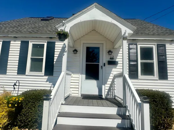 $400,000 | 12 Lindy Street, Pembroke, NH 03275