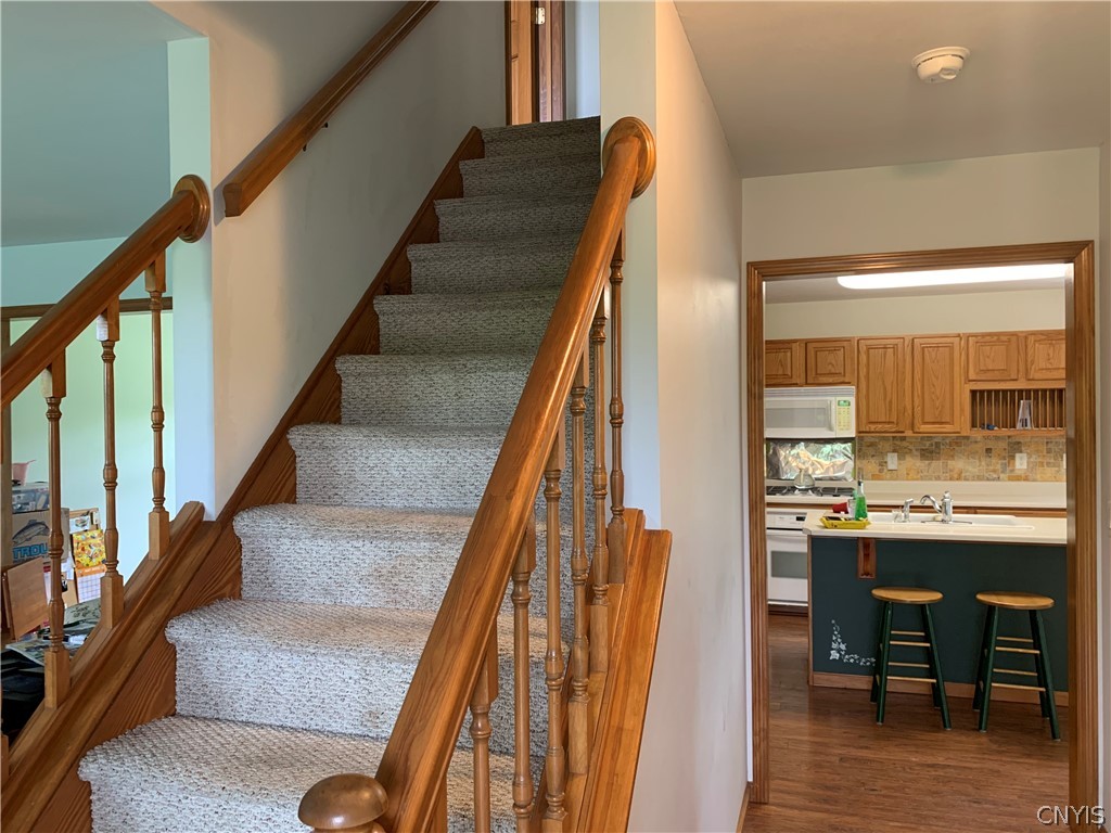 512 Shackelton Point Road Sullivan, NY 13030 - Photo 4 of 32 Upon entering you can head upstairs or to the kitc